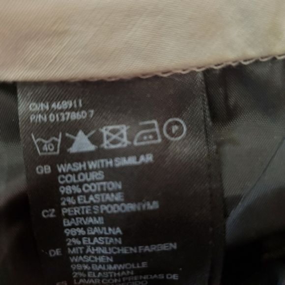 H&M Floral Print Ankle Dress Pants w/slits on hem - Picture 7 of 11